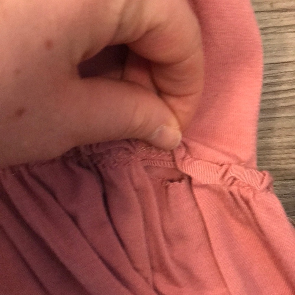 Pink Flowey top! - Picture 3 of 3
